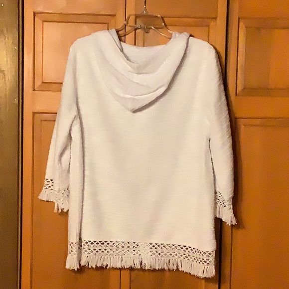 Multiples white hooded jacket with 3/4 sleeves.Size large in excellent condition - Picture 2 of 11